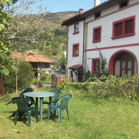 Casona De * Miyares